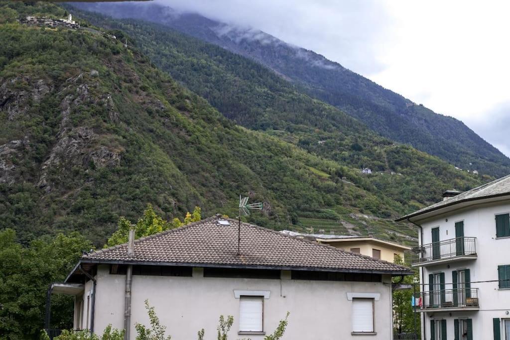 Casa Vacanze Lucia Tirano Eksteriør billede